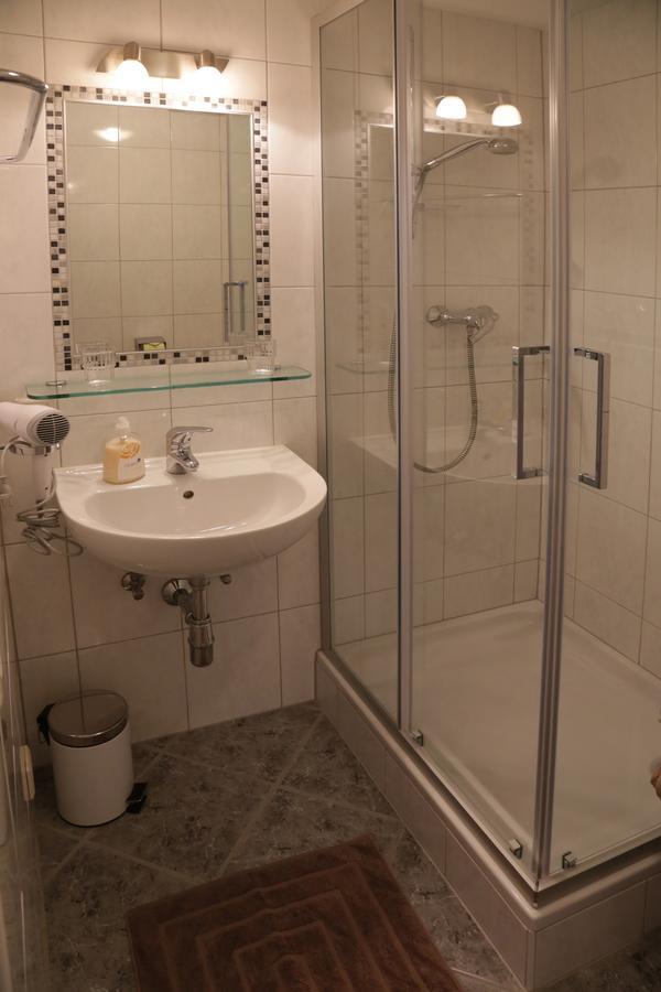 Haus Kathrein Appartement Prutz Buitenkant foto